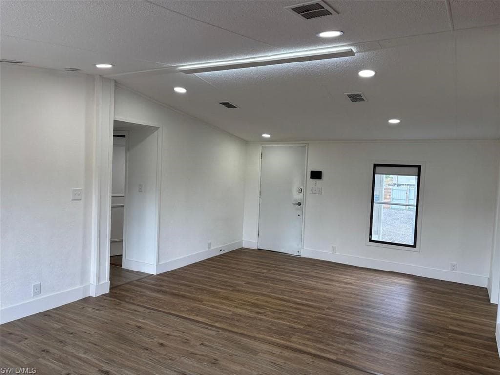 555 Palomino ST-35
