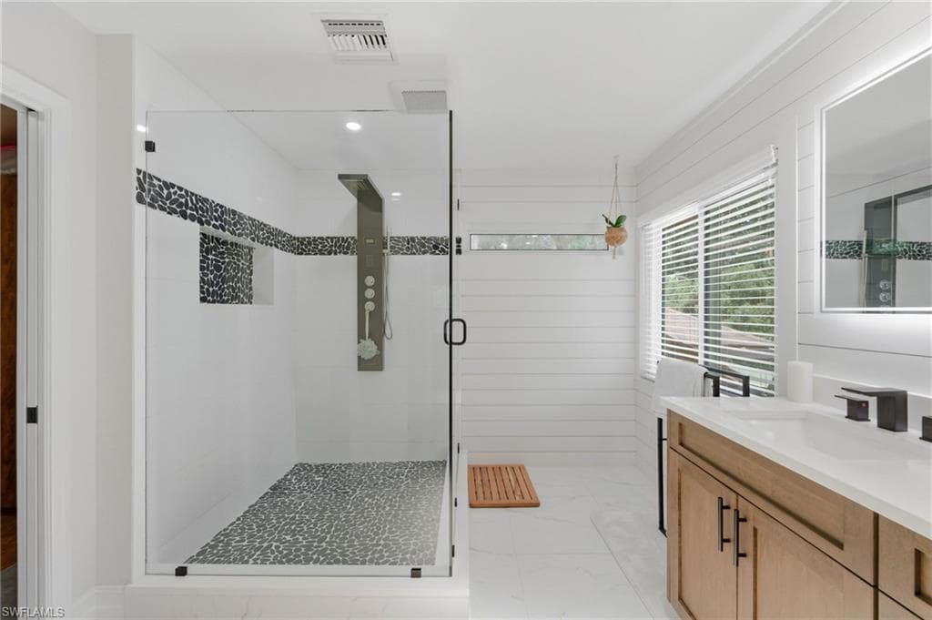 5070 Tamarind Ridge DR-28
