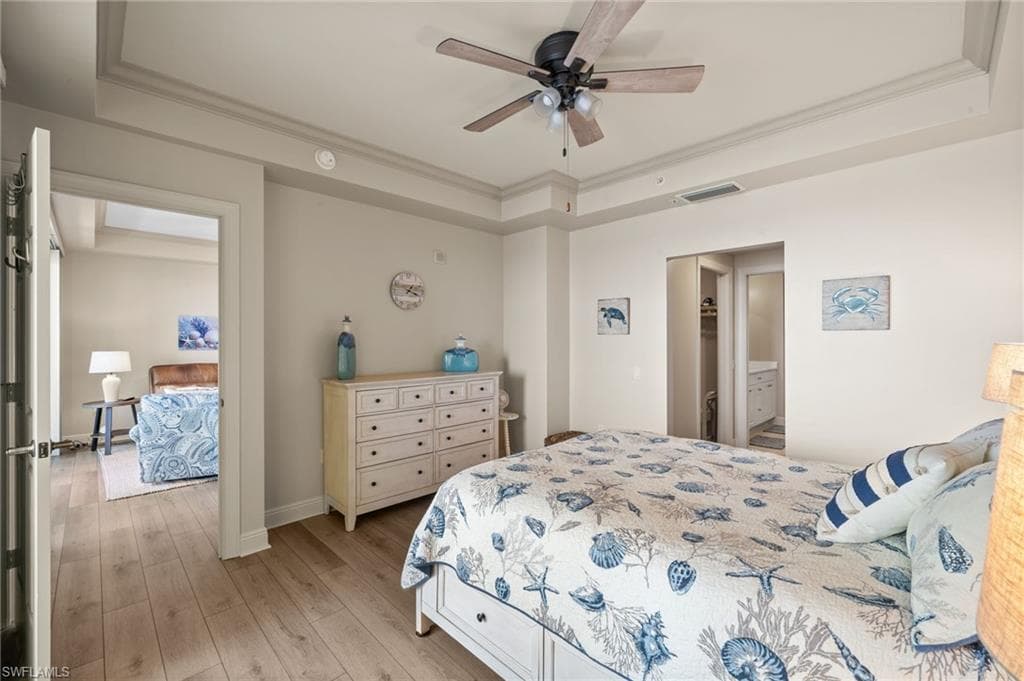 2743 1st ST 1404-27
