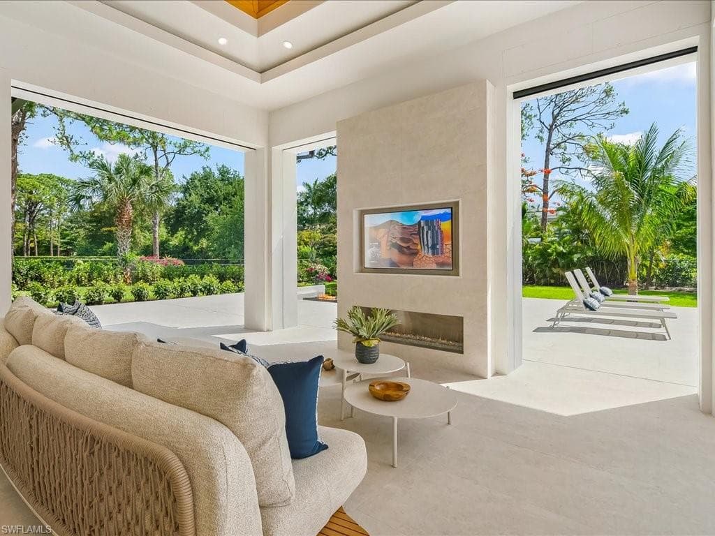 500 Ridge DR-46