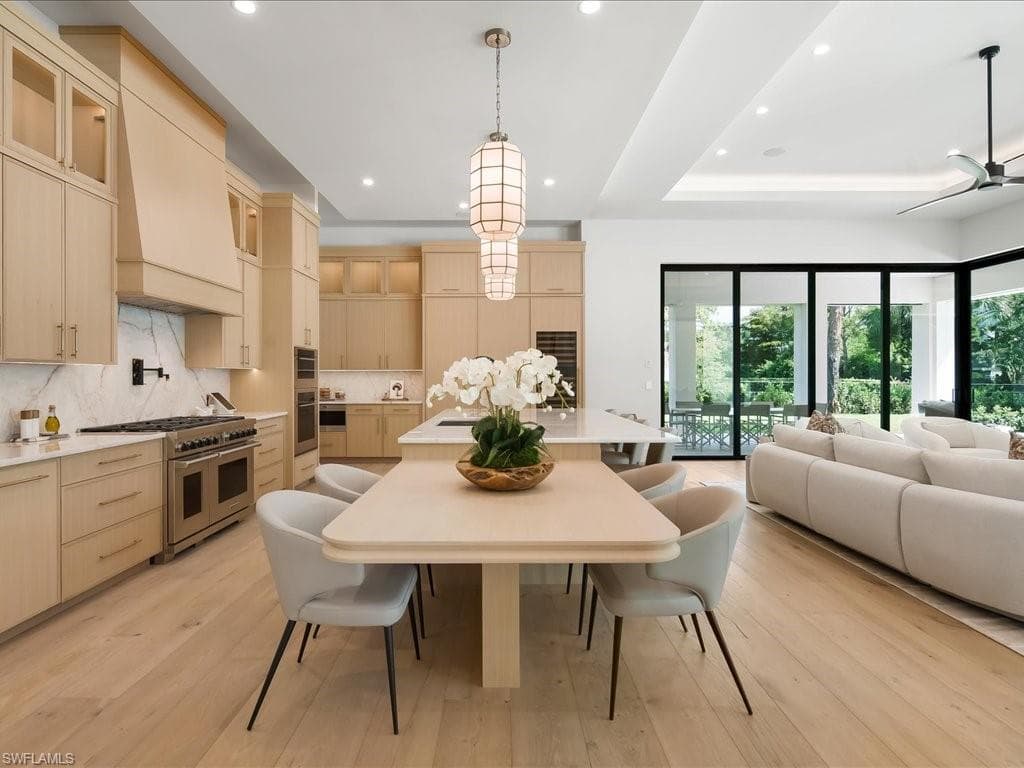 500 Ridge DR-22