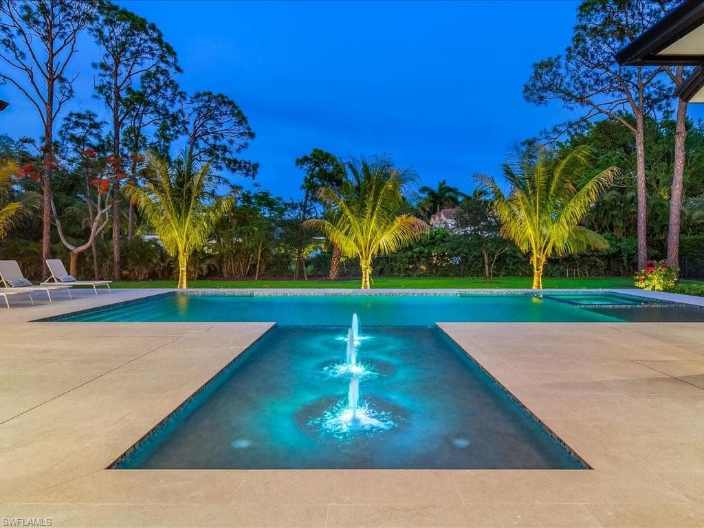 500 Ridge DR-3
