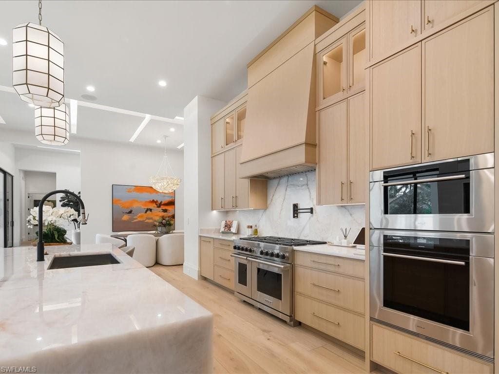 500 Ridge DR-25