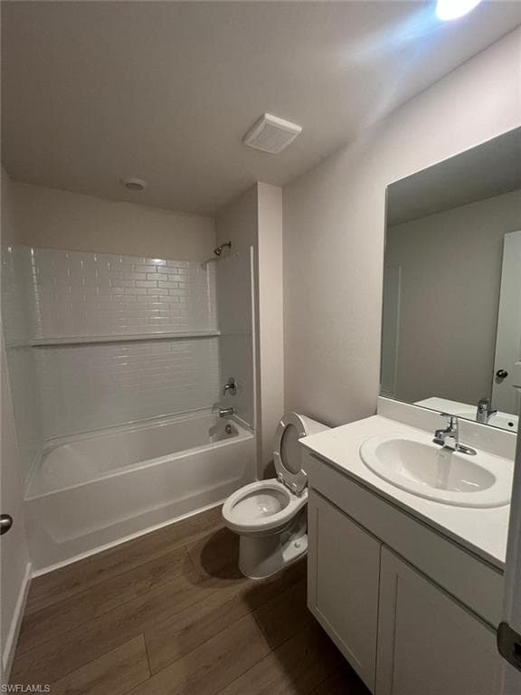 532 Ilaria CT-13