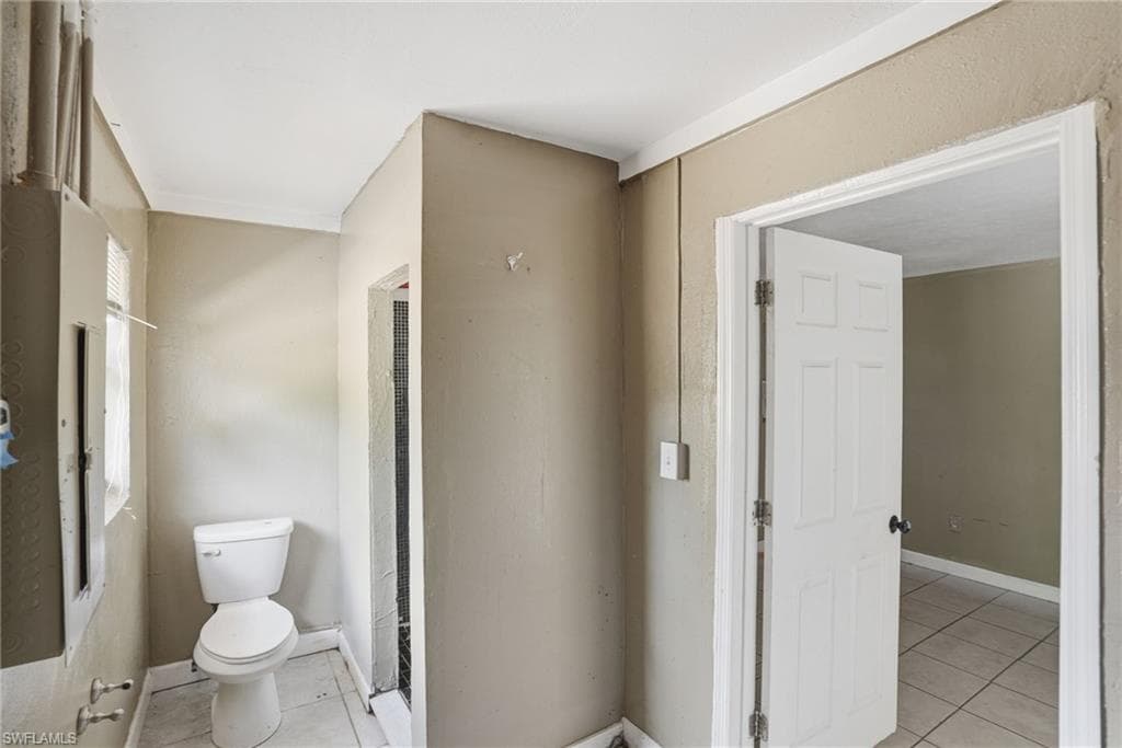 1507 Bert DR-11