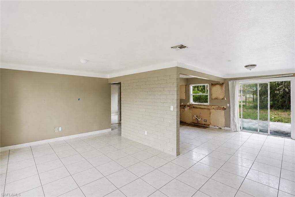 1507 Bert DR-6