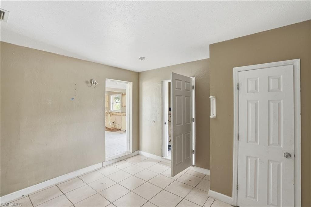 1507 Bert DR-3