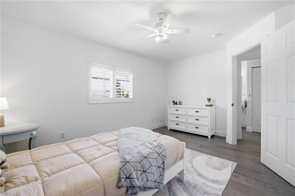 27130 Holly LN-20