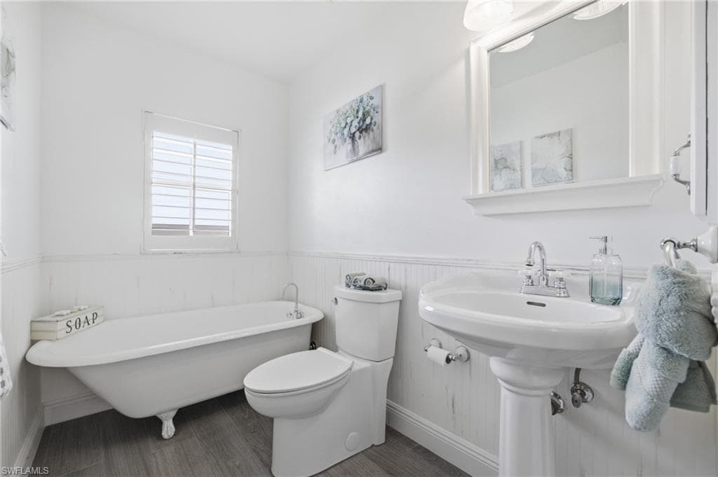 27130 Holly LN-26