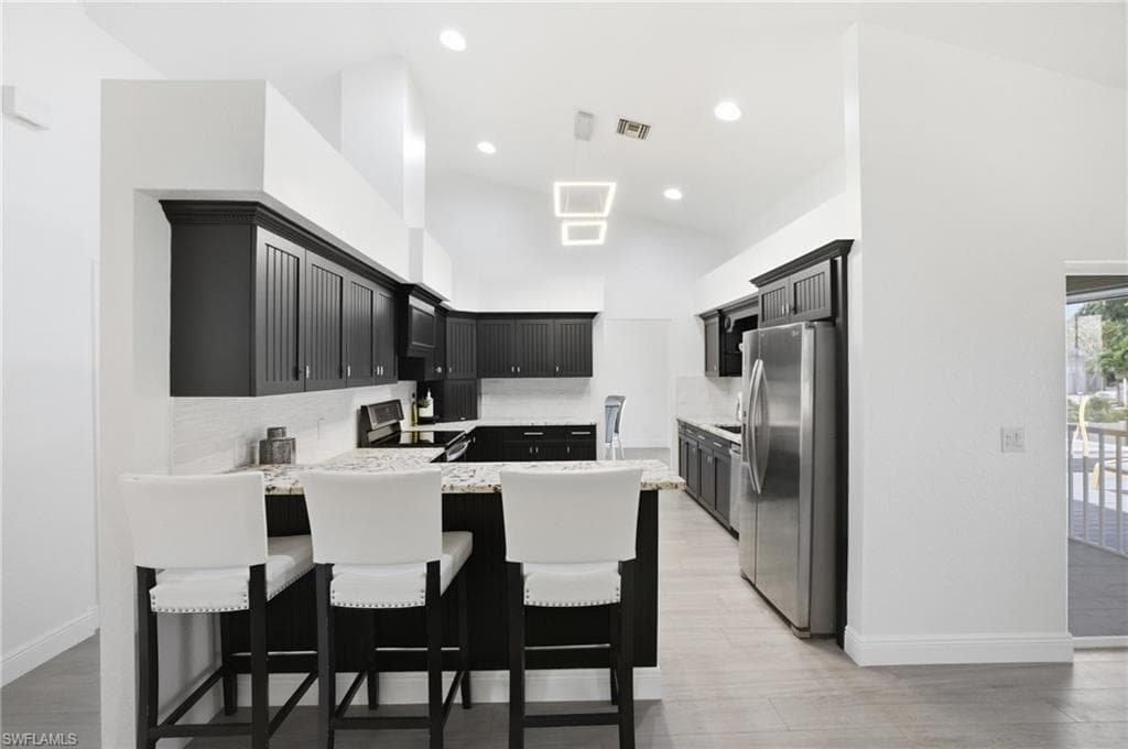 27130 Holly LN-8