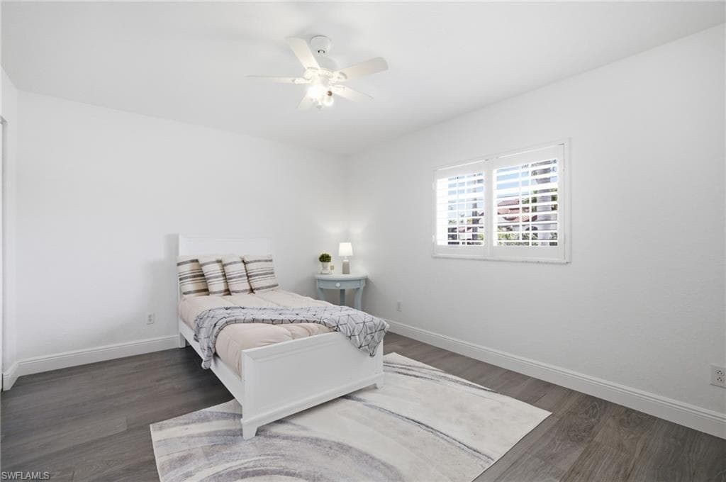 27130 Holly LN-22