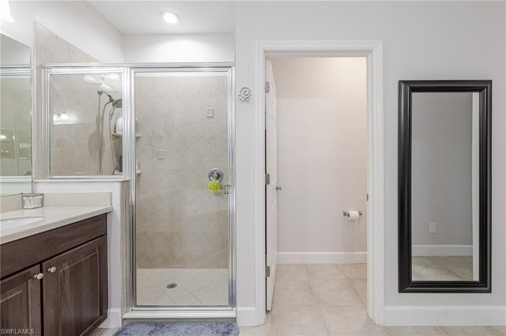 13416 Little Gem CIR-17
