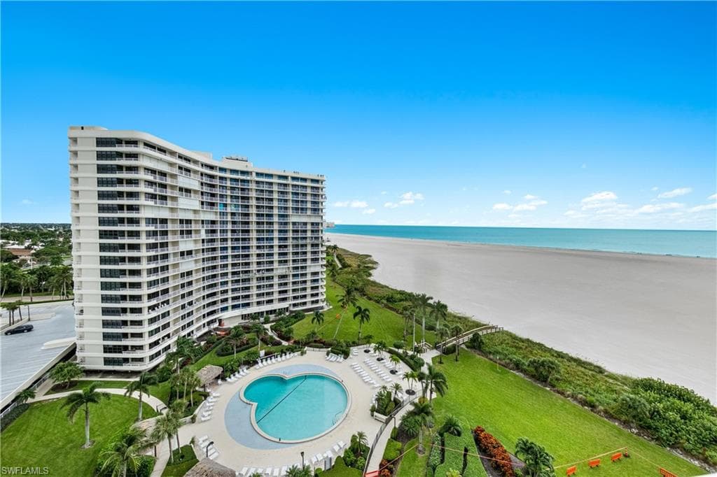 320 Seaview CT 1207-1