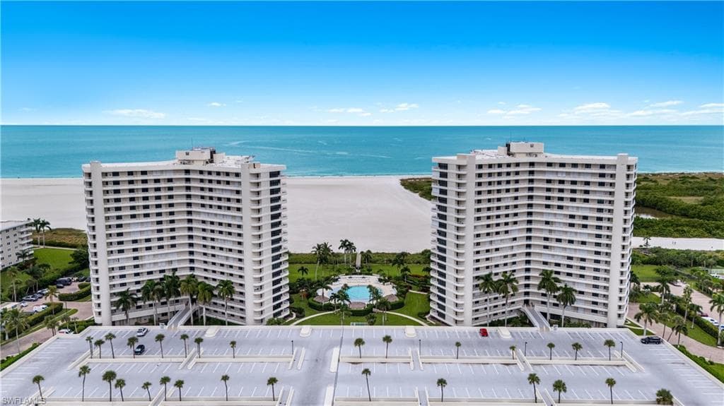 320 Seaview CT 1207-46