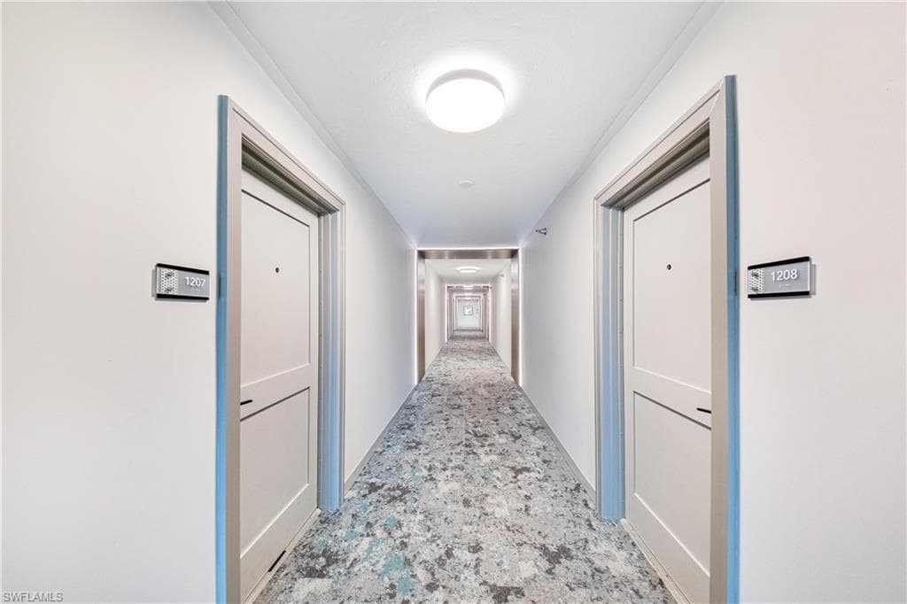 320 Seaview CT 1207-31