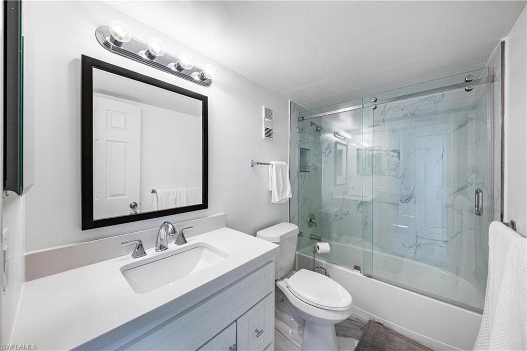 320 Seaview CT 1207-18
