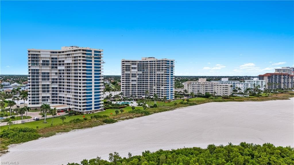 320 Seaview CT 1207-43