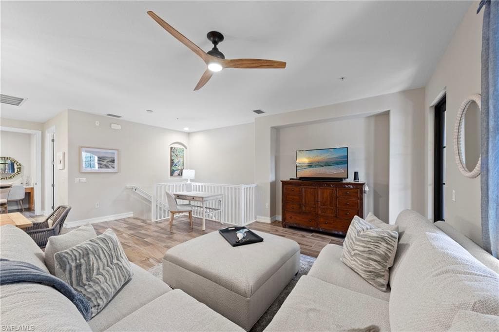9076 Rialto ST 6204-5