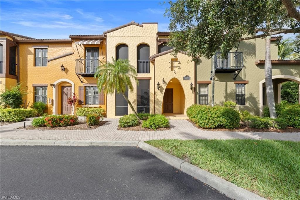 9076 Rialto ST 6204-2