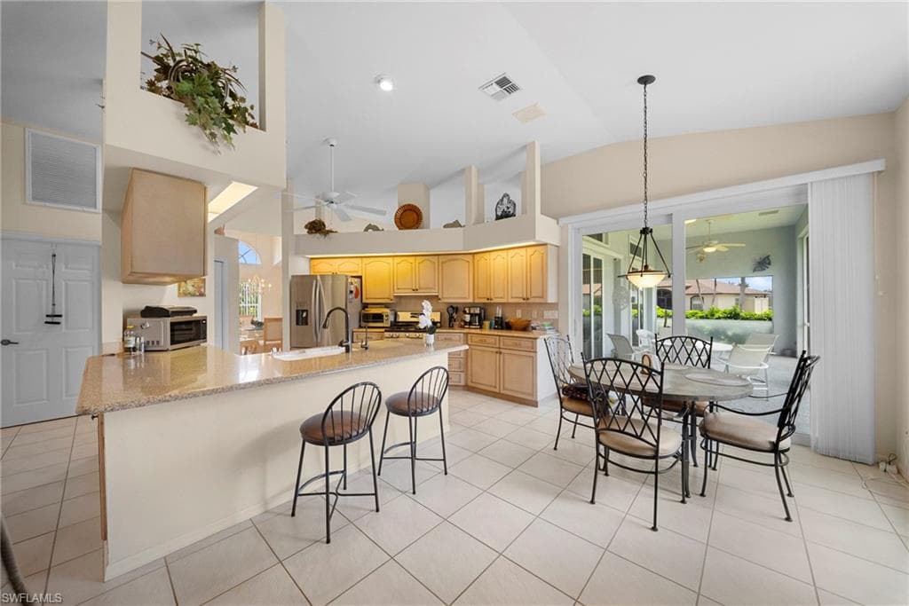 3971 Spring Garden LN-2