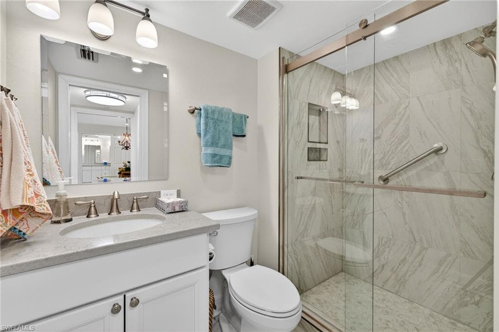 2560 Estero BLVD 5C-22