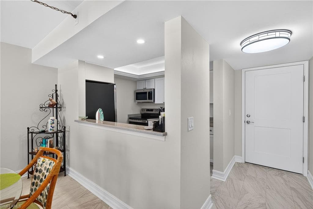 2560 Estero BLVD 5C-11