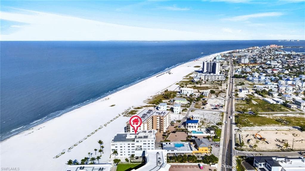 2560 Estero BLVD 5C-3