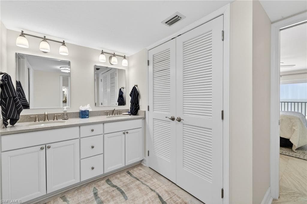 2560 Estero BLVD 5C-20