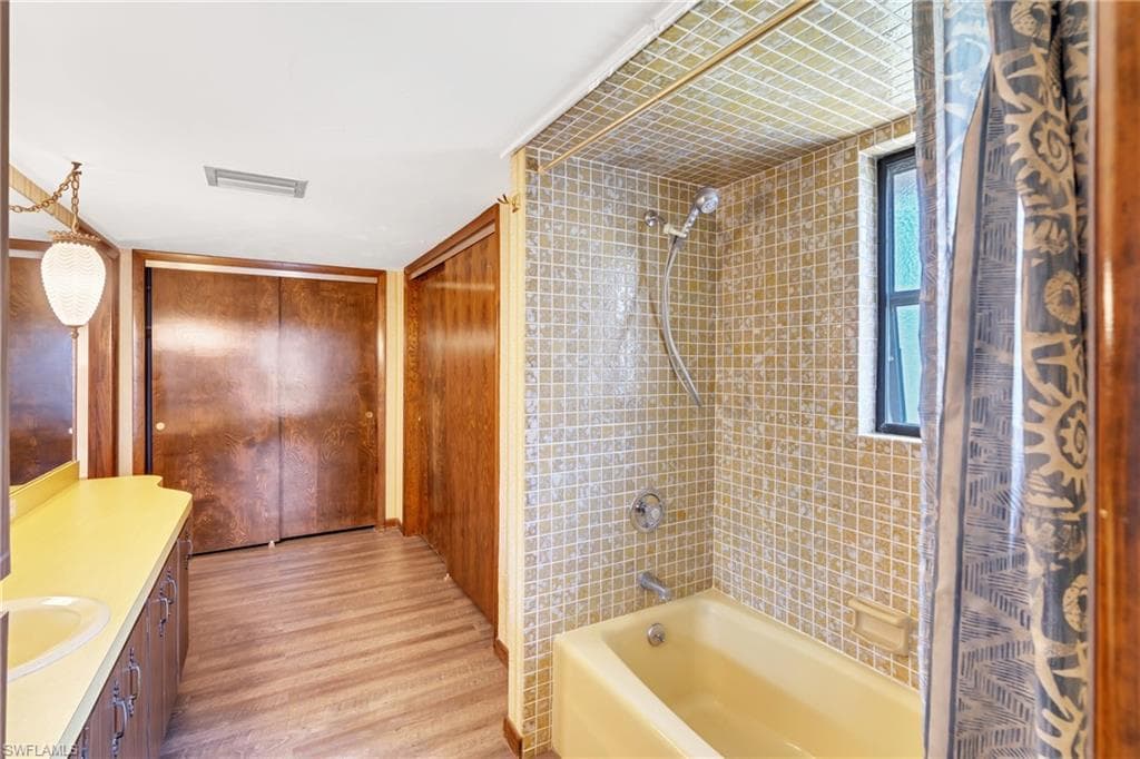 13630 Brynwood LN-14