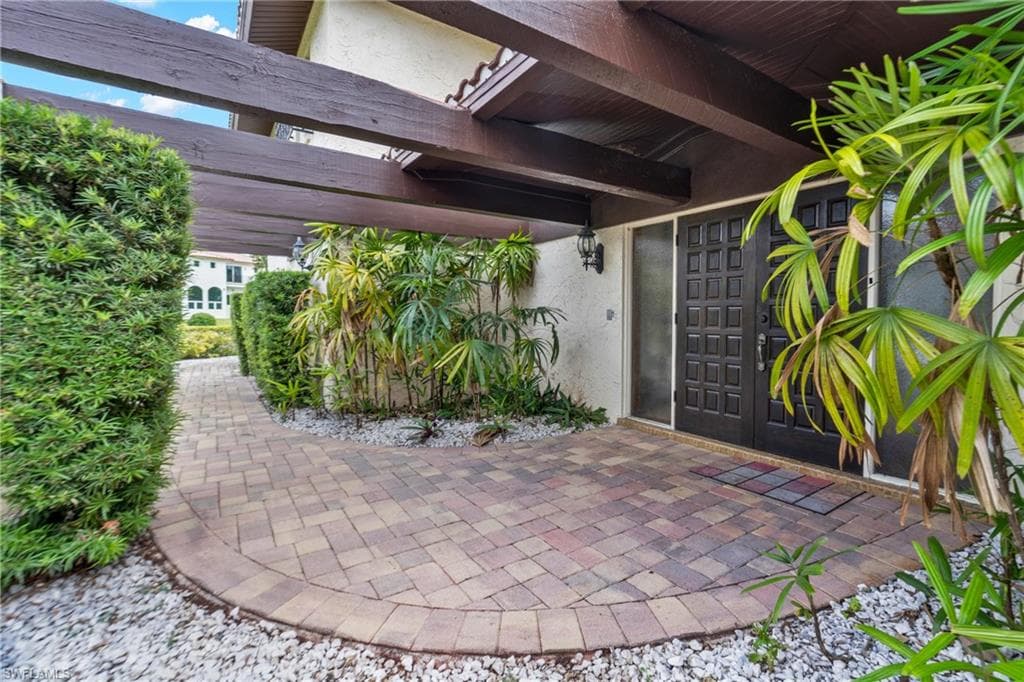 13630 Brynwood LN-10