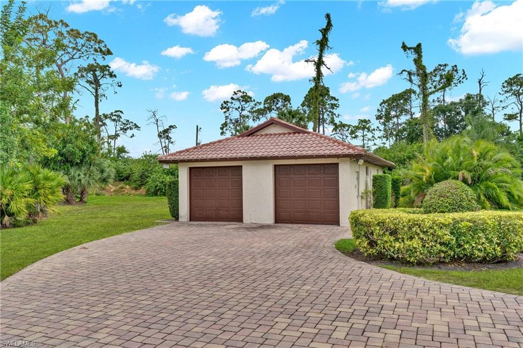 13630 Brynwood LN-43