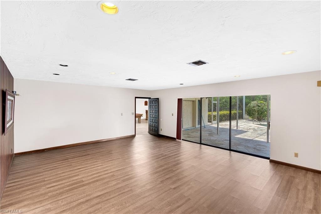 13630 Brynwood LN-20