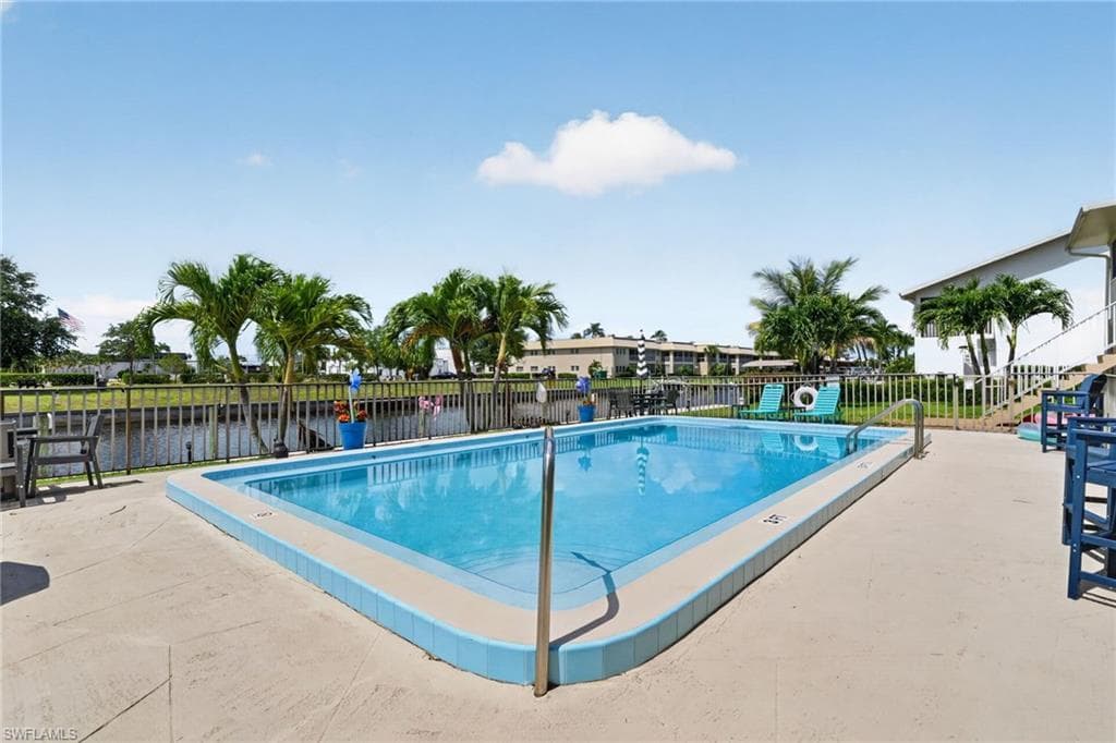 1022 SE 46th ST 2A-6