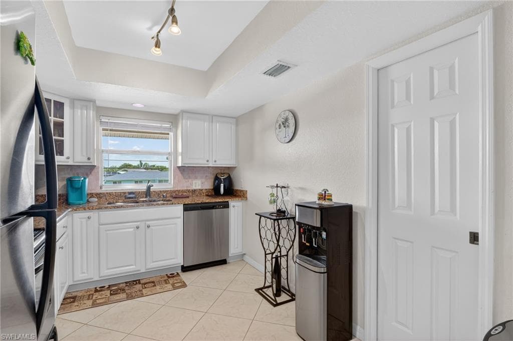 1022 SE 46th ST 2A-20