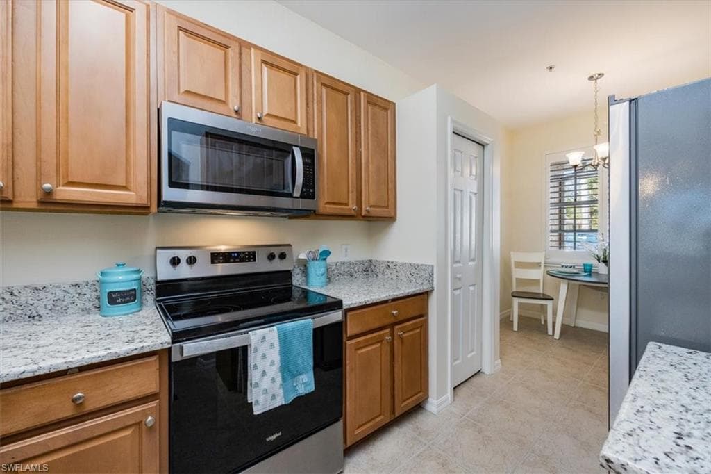 14095 Winchester CT 603-4