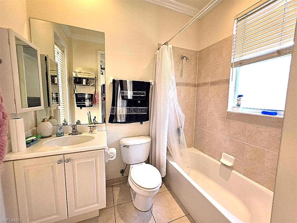 1784 Sanctuary Pointe CT-23