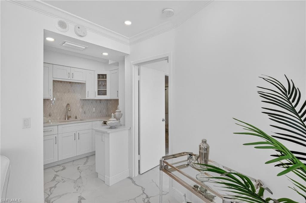 58 Collier BLVD 1607-42