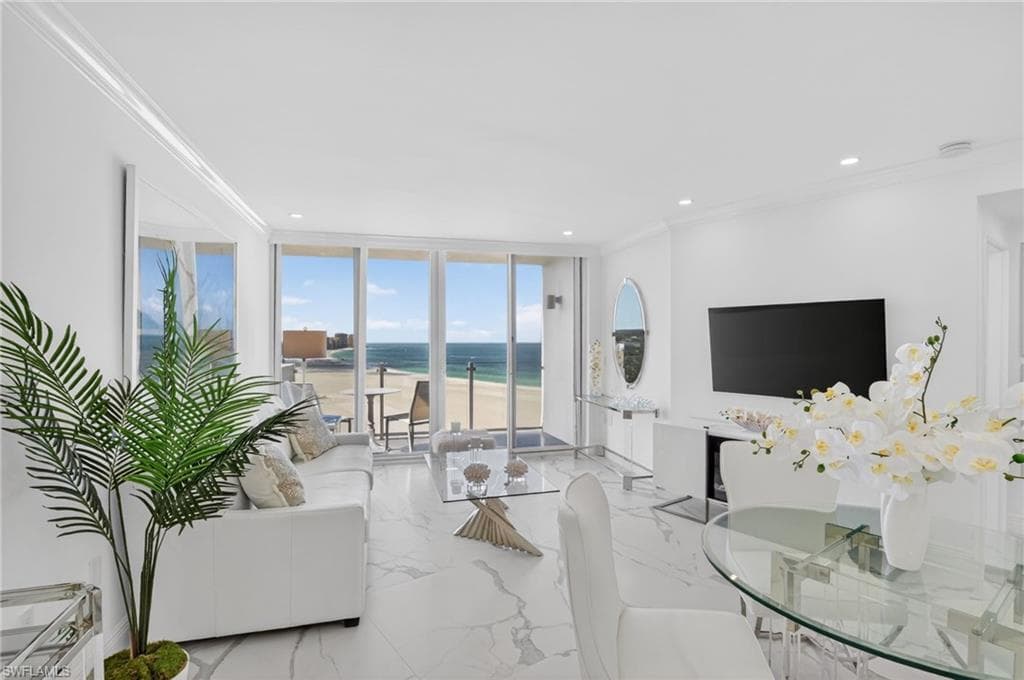 58 Collier BLVD 1607-34