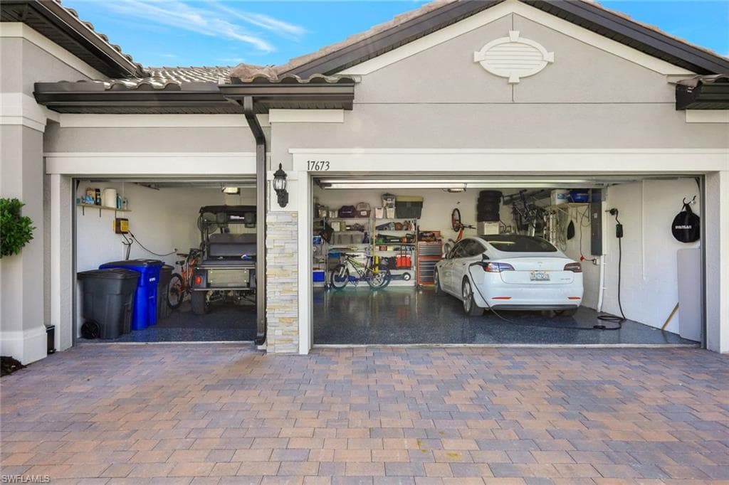 17673 Kinzie LN-31