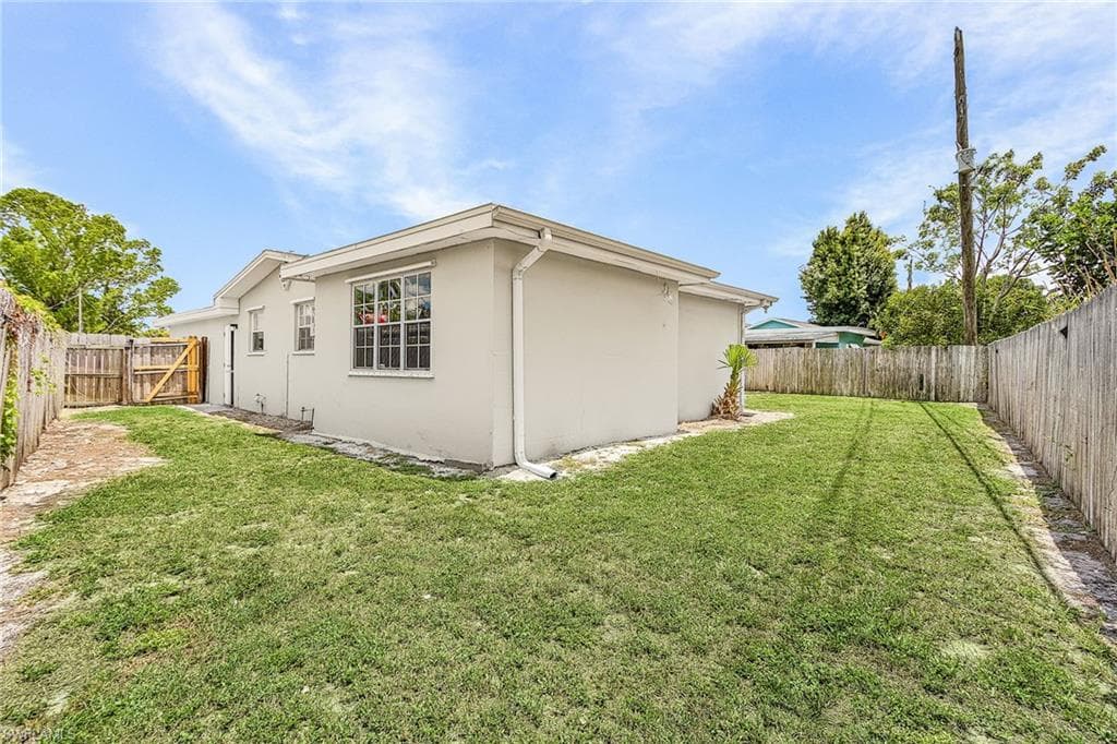 4360 Lagg AVE-22