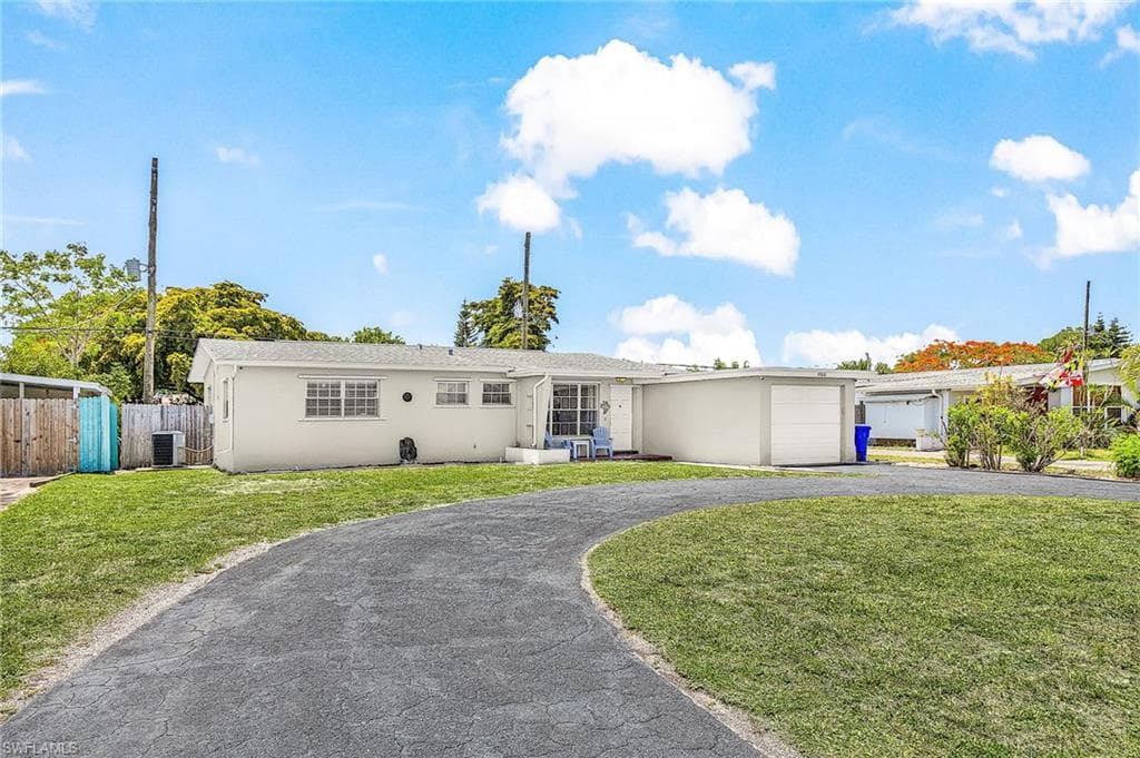 4360 Lagg AVE-24