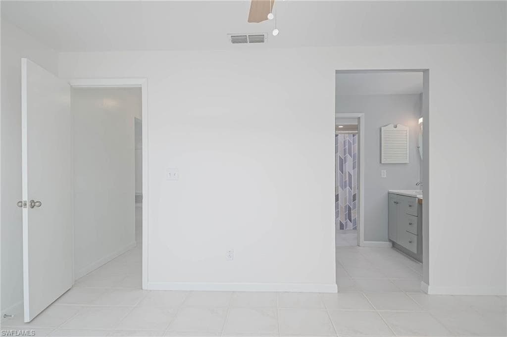9833 Maplecrest CIR-11