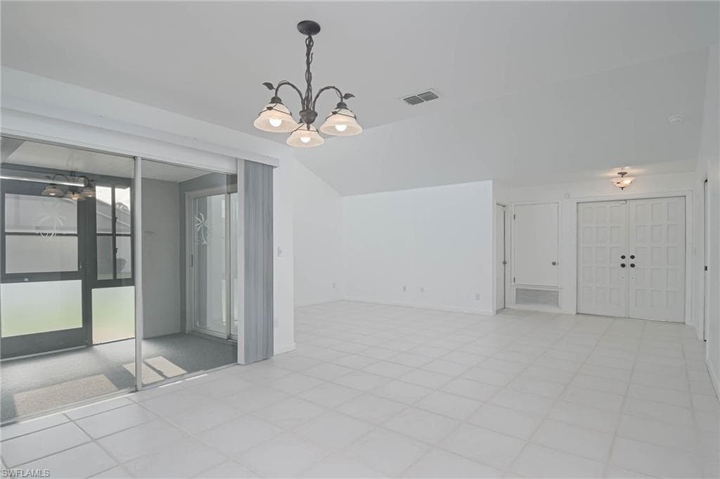 9833 Maplecrest CIR-3