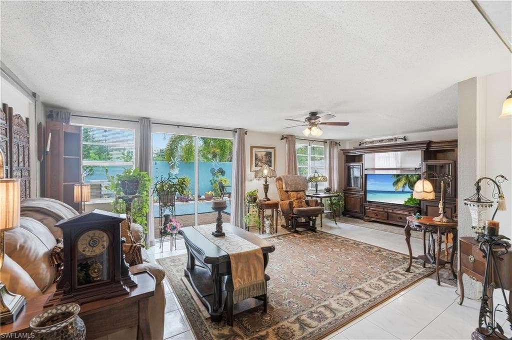 18441 Orangecrest CT-16