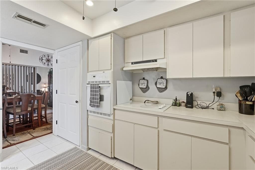 18441 Orangecrest CT-13