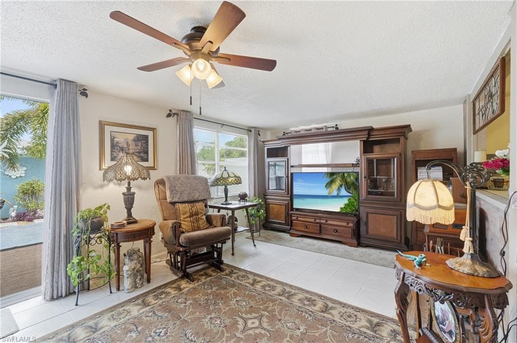 18441 Orangecrest CT-17