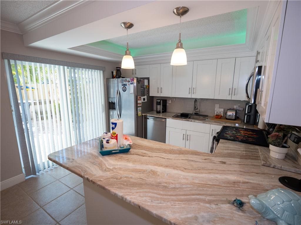 1727 Park Meadows DR 2-17