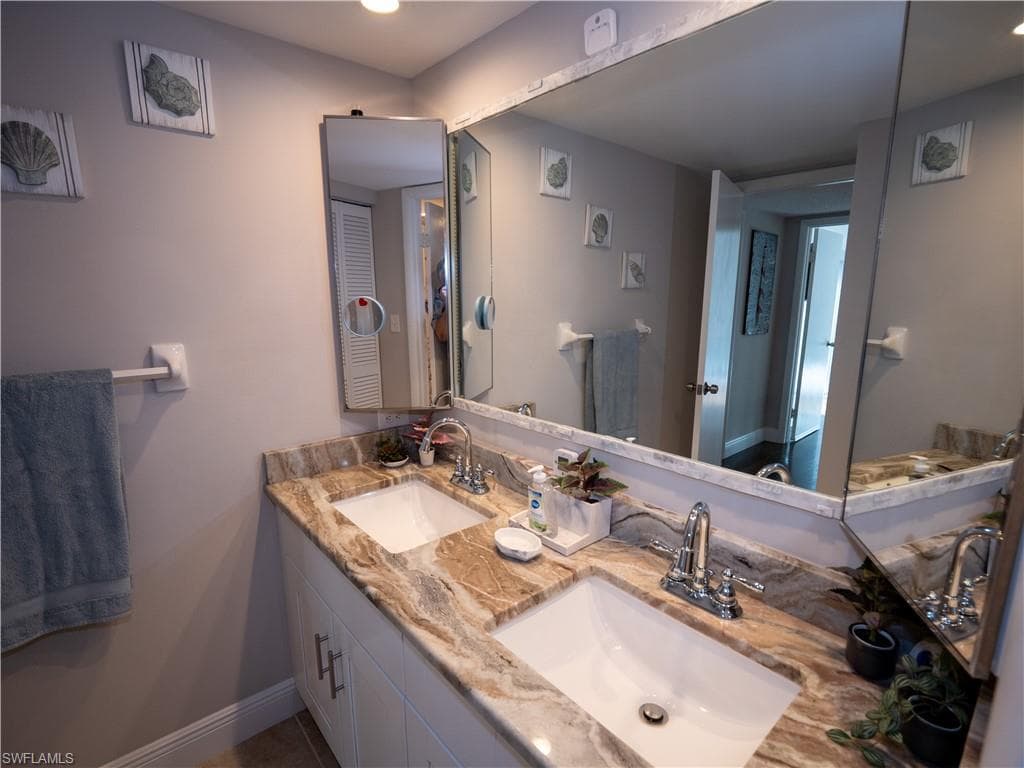 1727 Park Meadows DR 2-36