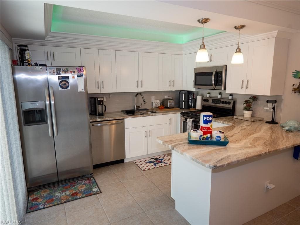 1727 Park Meadows DR 2-18