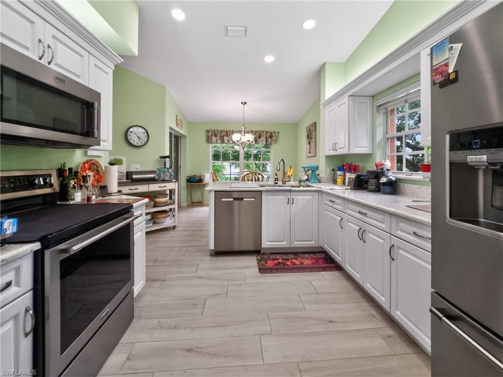 15091 Lakeside View DR 1604-10